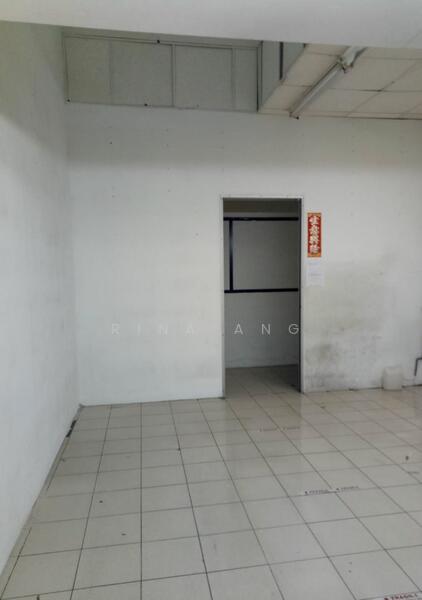 Sim Lim Square, 1 Rochor Canal Road, Beach Road / Bugis / Rochor, 269 sqft, Other Retail For Sale, by Rina Ang, 23612701 - CommercialGuru.com.sg