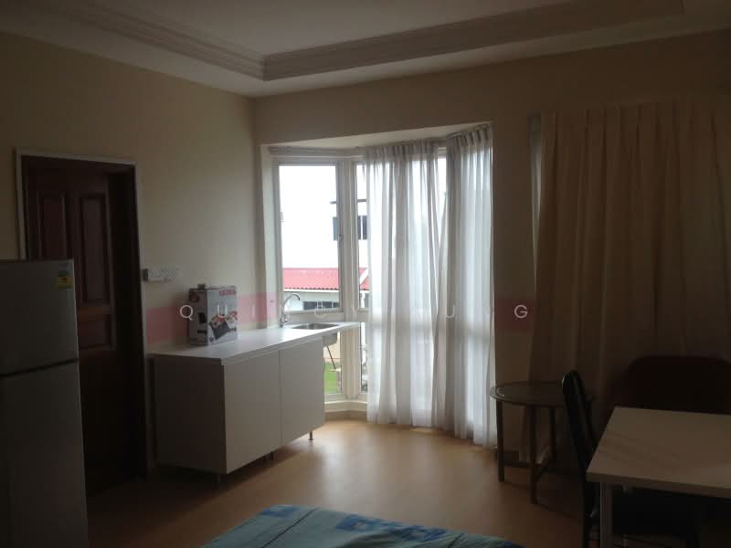 Large House Studio Siglap Upper East Coast Road, Jalan Jamal, Studio, 400 sqft, Bungalow House For Rent, by Quincy Sung, 23614182 - PropertyGuru.com.sg
