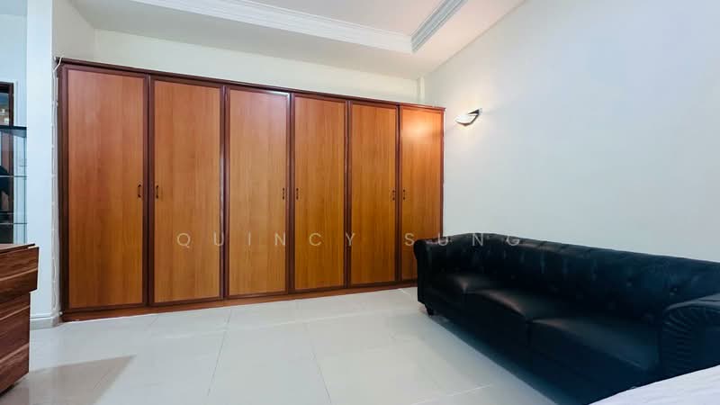 Large House Studio Siglap Upper East Coast Road, Jalan Jamal, Studio, 400 sqft, Bungalow House For Rent, by Quincy Sung, 23614182 - PropertyGuru.com.sg