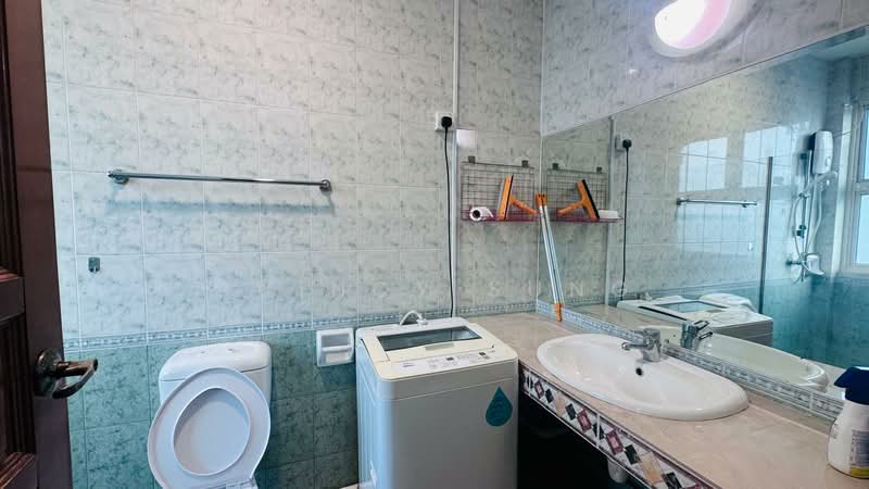 Large House Studio Siglap Upper East Coast Road, Jalan Jamal, Studio, 400 sqft, Bungalow House For Rent, by Quincy Sung, 23614182 - PropertyGuru.com.sg