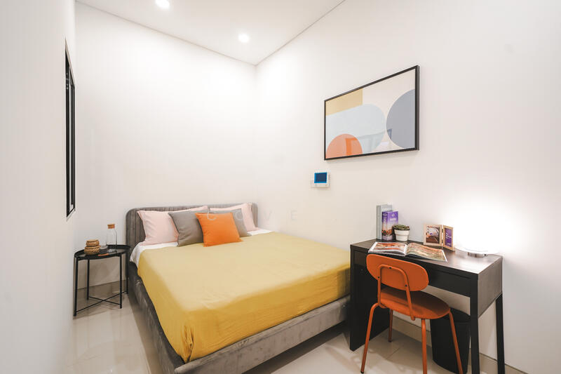 745A Havelock Road, , 1 Bedroom, 200 sqft, Shophouse For Rent, by Cove, 23614828 - Yellow room - standard - PropertyGuru.com.sg