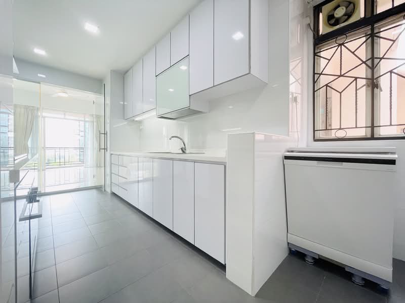 Claremont, 161 Killiney Road, 5 Bedrooms, 2,636 sqft, Apartment For Rent, by April Lee, 23618257 - Kitchen - PropertyGuru.com.sg