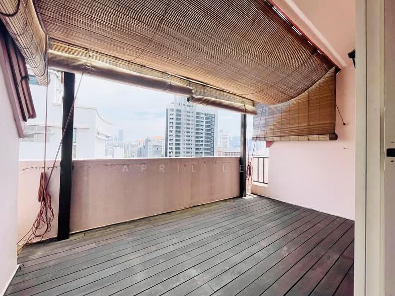 Claremont, 161 Killiney Road, 5 Bedrooms, 2,636 sqft, Apartment For Rent, by April Lee, 23618257 - Upper Level Bedroom 2 Balcony - PropertyGuru.com.sg