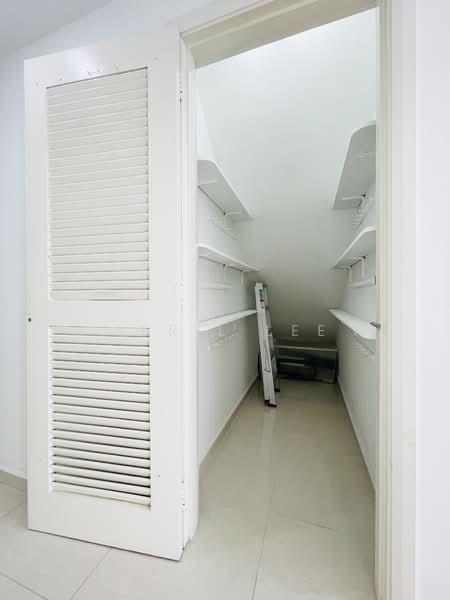Claremont, 161 Killiney Road, 5 Bedrooms, 2,636 sqft, Apartment For Rent, by April Lee, 23618257 - Lower Level Store Room - PropertyGuru.com.sg