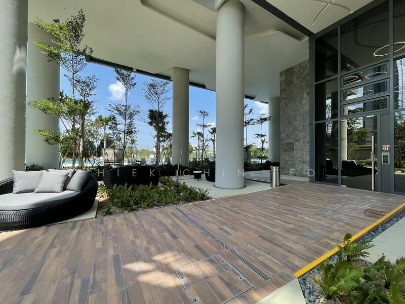 Twin VEW, 91 West Coast Vale, 3 Bedrooms, 1,141 sqft, Condominium For Rent, by Chiek Chin Teo, 23619891 - High ceiling at 1st Storey entrance lobby with plenty of chill out area. - PropertyGuru.com.sg