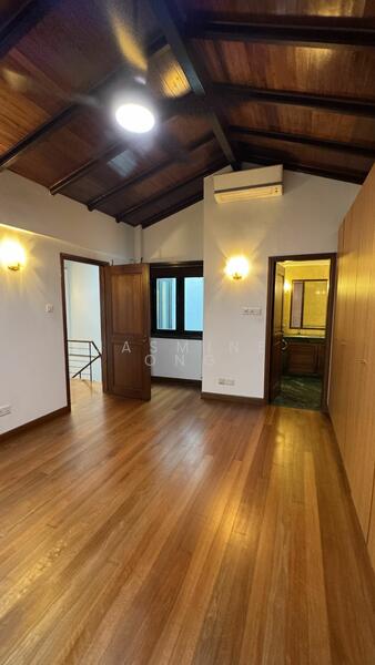 For Rent - Kim Yam conversation house