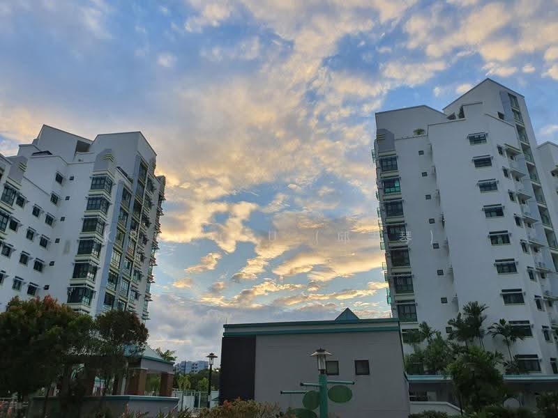 Eastvale, 33 Pasir Ris Drive 3, Pasir Ris / Tampines, 3 Bedrooms, 1,281 sqft, Condominium For Sale, by Kris Qiu (邱志琴), 23623305 - PropertyGuru.com.sg