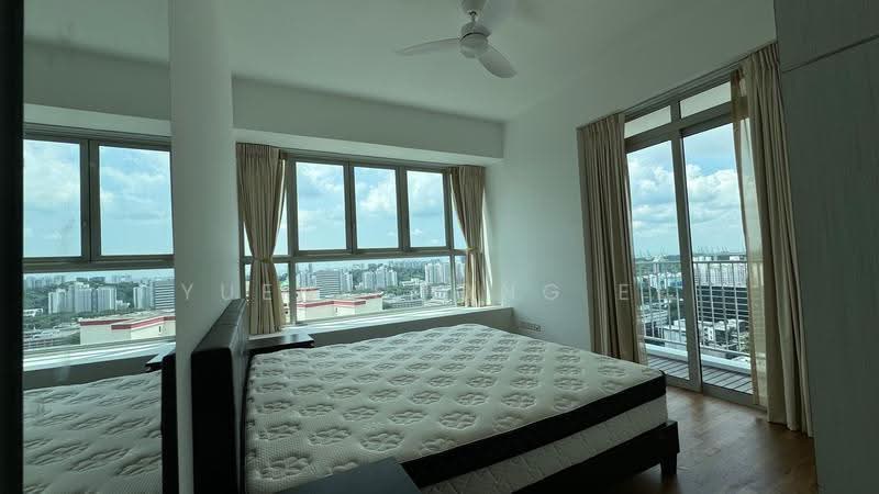 The Metropolitan Condominium, 6 Alexandra View, Alexandra / Commonwealth, 2 Bedrooms, 1,033 sqft, Condominium For Rent, by Yuen Foong Ee, 23626534 - Bedroom - PropertyGuru.com.sg