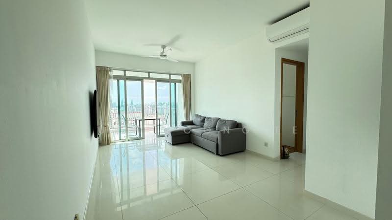 The Metropolitan Condominium, 6 Alexandra View, Alexandra / Commonwealth, 2 Bedrooms, 1,033 sqft, Condominium For Rent, by Yuen Foong Ee, 23626534 - Living Room - PropertyGuru.com.sg