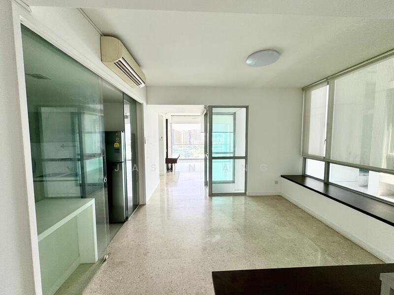 Spacious living and dining area