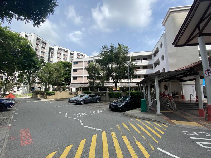 214 Jurong East Street 21, 214 Jurong East Street 21, 1,615 sqft, Shop / Shophouse For Sale, by Michelle Tan, 23630461 - CommercialGuru.com.sg