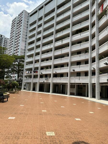 214 Jurong East Street 21, 214 Jurong East Street 21, 1,615 sqft, Shop / Shophouse For Sale, by Michelle Tan, 23630461 - CommercialGuru.com.sg
