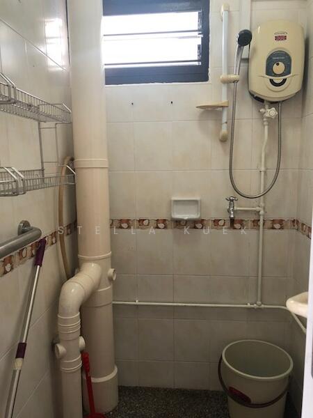 76 Lorong Limau, 76 Lorong Limau, Balestier / Toa Payoh, Room Rental, 90 sqft, HDB Flat For Rent, by Stella Kuek, 23634713 - Bathroom With Water Heater - PropertyGuru.com.sg