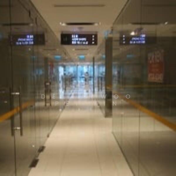 Oxley Tower, 138 Robinson Road, 118 sqft, Mall Shop For Sale, by Delia Woo Pei Yin, 23635938 - CommercialGuru.com.sg