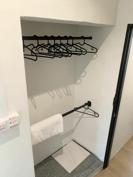 370 East Coast Road, 370 East Coast Road, 1 Bedroom, 250 sqft, Walk-up Apartment For Rent, by Nick Loi, 23638372 - PropertyGuru.com.sg