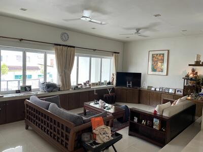 For Rent - Mistral Park