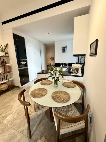 Martin Modern, 10 Martin Place, 2 Bedrooms, 883 sqft, Condominium For Rent, by Geraldine Gn, 23638589 - PropertyGuru.com.sg
