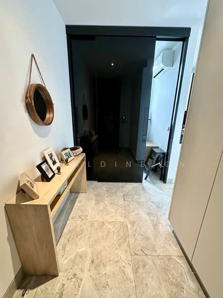 Martin Modern, 10 Martin Place, 2 Bedrooms, 883 sqft, Condominium For Rent, by Geraldine Gn, 23638589 - PropertyGuru.com.sg