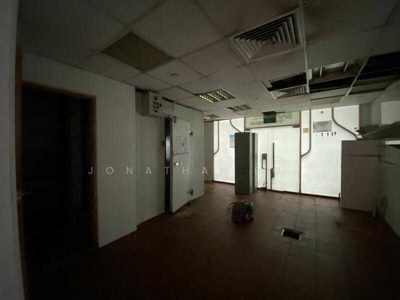 With or w/o ramp up 1600sqft - 20000sqft B1/B2 With/wo Ramp Up, Kallang, Tai Seng, MacPherson, Tampines, Bedok, Tanglin / Holland / Bukit Timah, 4,500 sqft, Light Industrial (B1) For Rent, by Jonathan Boh, 23638753 - CommercialGuru.com.sg