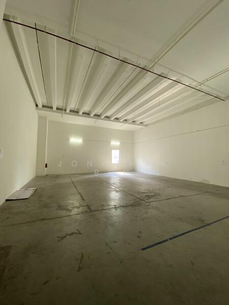 With or w/o ramp up 1600sqft - 20000sqft B1/B2 With/wo Ramp Up, Kallang, Tai Seng, MacPherson, Tampines, Bedok, Tanglin / Holland / Bukit Timah, 4,500 sqft, Light Industrial (B1) For Rent, by Jonathan Boh, 23638753 - CommercialGuru.com.sg