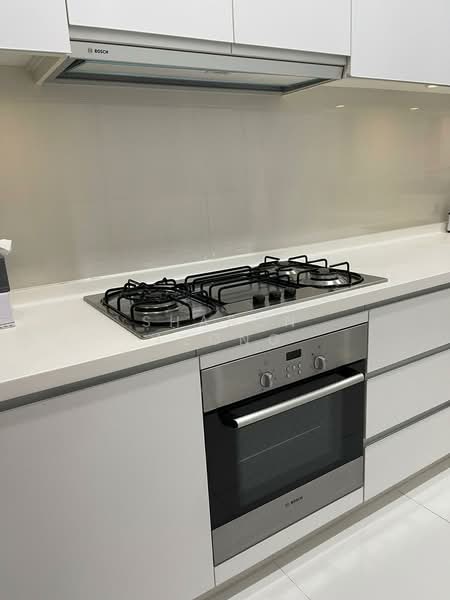 d'Leedon (Former Farrer Court), 9 Leedon Heights, 2 Bedrooms, 1,076 sqft, Condominium For Rent, by Sharon Leong, 23639951 - PropertyGuru.com.sg