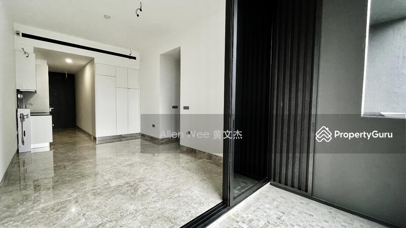 For Rent - Martin Modern