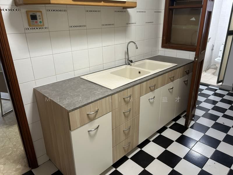 For Rent - The Florida