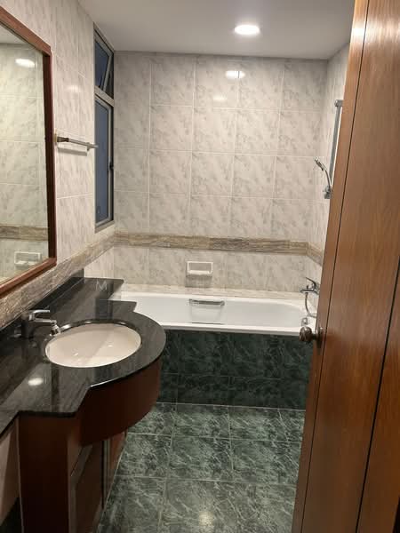 For Rent - The Florida