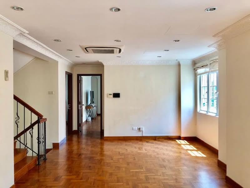 Melrose Drive, Melrose Drive, 6 Bedrooms, 4,700 sqft, Detached House For Rent, by Edward Hoi, 23641207 - PropertyGuru.com.sg