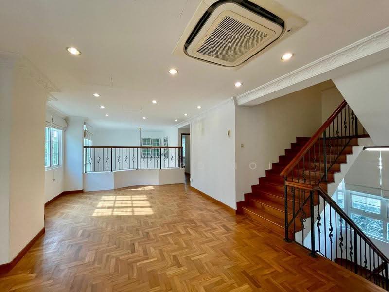 Melrose Drive, Melrose Drive, Macpherson / Potong Pasir, 6 Bedrooms, 4,700 sqft, Detached House For Rent, by Edward Hoi, 23641207 - Living Room - PropertyGuru.com.sg