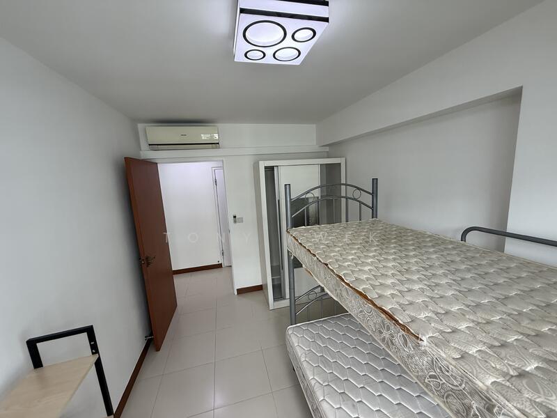 For Rent - 782D Woodlands Crescent