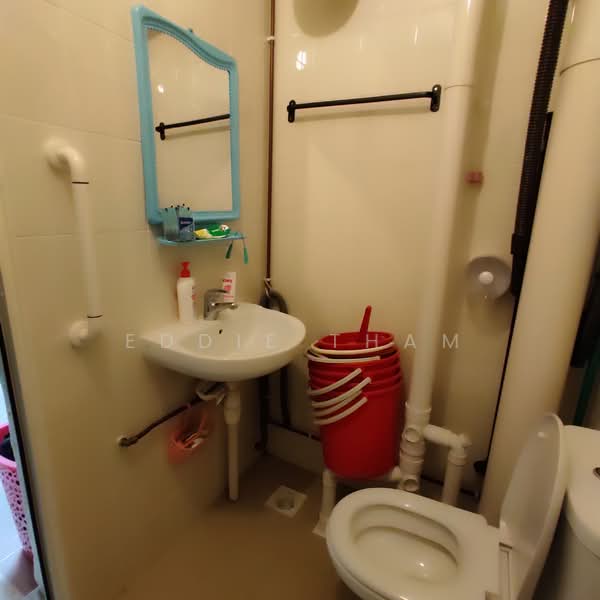 350 Bukit Batok Street 34, 350 Bukit Batok Street 34, Room Rental, 904 sqft, HDB Flat For Rent, by Eddie Tham, 23645880 - PropertyGuru.com.sg