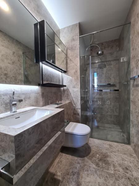 Martin Modern, 8 Martin Place, Orchard / River Valley, 2 Bedrooms, 764 sqft, Condominium For Rent, by Jereme Pung, 23648427 - PropertyGuru.com.sg
