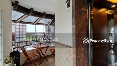 For Rent - Manhattan Mansions