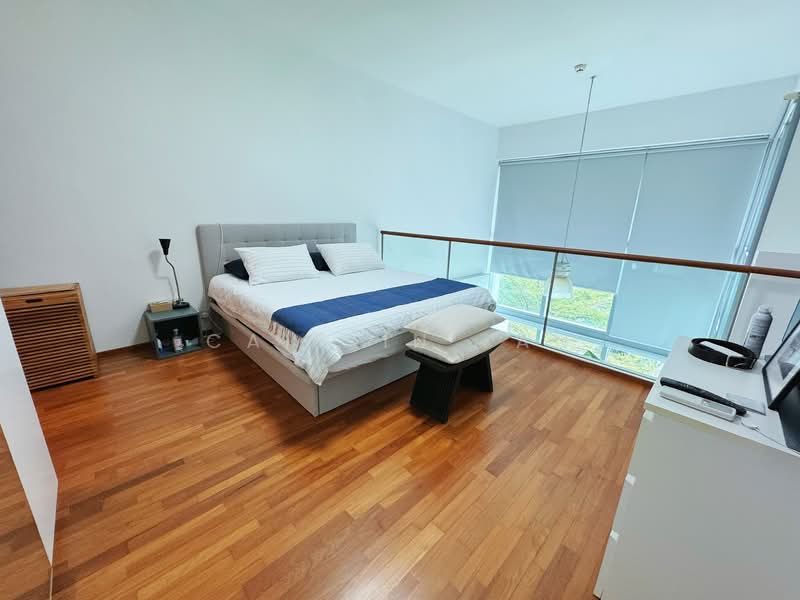 Regency Suites, 36 Kim Tian Road, 1 Bedroom, 1,100 sqft, Condominium For Rent, by Caitlin Tan, 23650816 - Spacious bedroom upstairs - PropertyGuru.com.sg