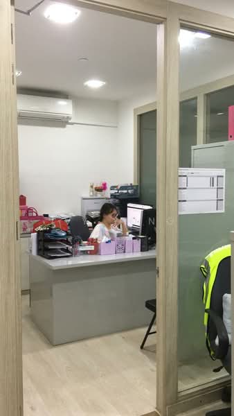 Midview City, 24 Sin Ming Lane, 1,292 sqft, Light Industrial (B1) For Sale, by Ivy Yong, 23653865 - CommercialGuru.com.sg