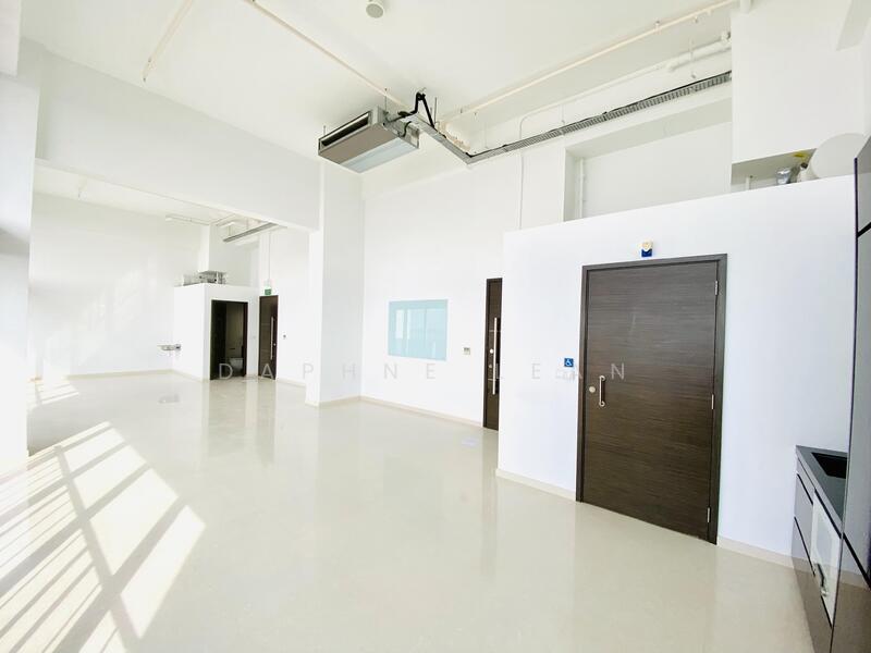 Eon Shenton, 70 Shenton Way, 1,033 sqft, Office For Sale, by Daphne Lean, 23654042 - CommercialGuru.com.sg
