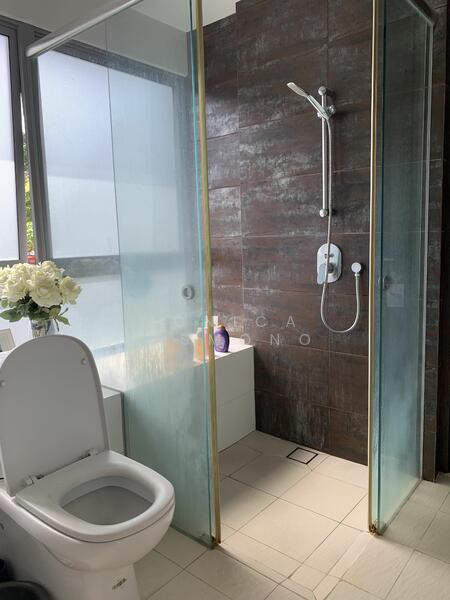 For Sale - Siglap V