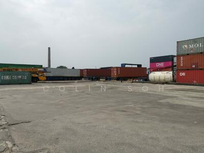 For Rent - PENJURU OPEN LAND