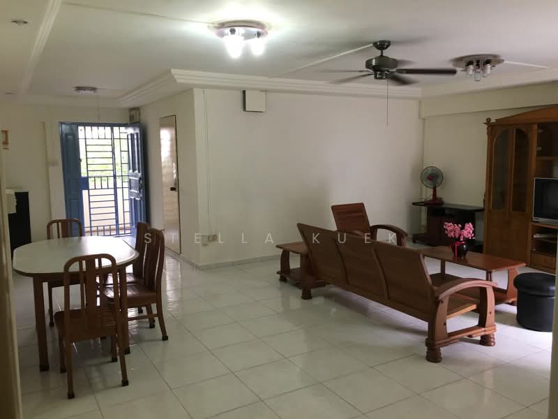 132 Rivervale Street, 132 Rivervale Street, 3 Bedrooms, 1,291 sqft, HDB Flat For Rent, by Stella Kuek, 23659447 - Corner Unit (Not Facing Corridor) - PropertyGuru.com.sg