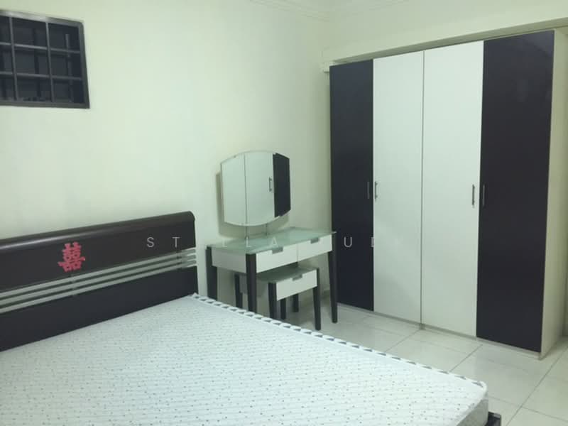 132 Rivervale Street, 132 Rivervale Street, 3 Bedrooms, 1,291 sqft, HDB Flat For Rent, by Stella Kuek, 23659447 - Bedroom 2 - View 2 - PropertyGuru.com.sg