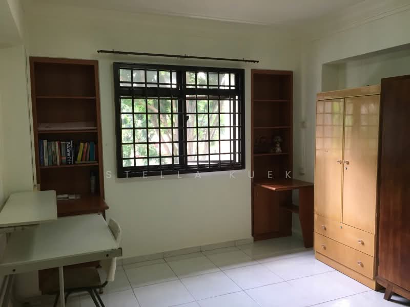 132 Rivervale Street, 132 Rivervale Street, 3 Bedrooms, 1,291 sqft, HDB Flat For Rent, by Stella Kuek, 23659447 - Bedroom 3 - View 1 - PropertyGuru.com.sg