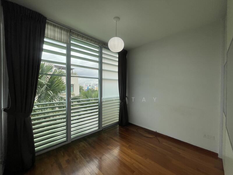 For Rent - D'Gallery