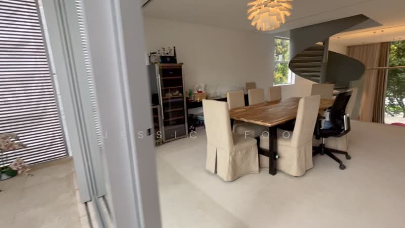 Chiltern Drive Freehold Detached Bungalow, Chiltern Drive, 6 Bedrooms, 7,106 sqft, Detached House For Sale, by Jessica Foo, 23664700 - PropertyGuru.com.sg