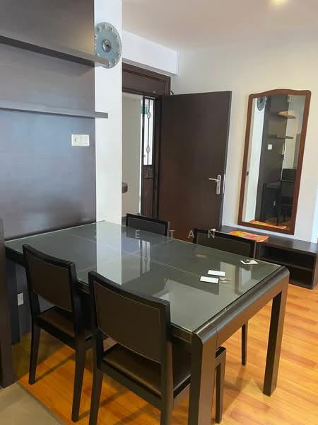 Central Green, 1 Jalan Membina, 2 Bedrooms, 925 sqft, Condominium For Rent, by Zoe Tan, 23669687 - PropertyGuru.com.sg