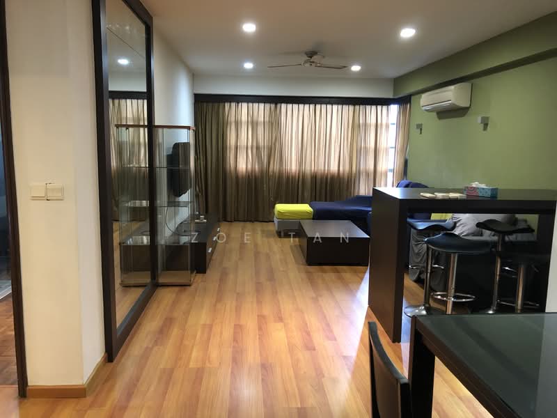 Central Green, 1 Jalan Membina, 2 Bedrooms, 925 sqft, Condominium For Rent, by Zoe Tan, 23669687 - PropertyGuru.com.sg