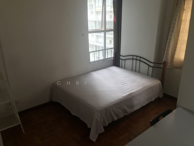 Monarchy Apartments, 51 Mandalay Road, 3 Bedrooms, 1,303 sqft, Apartment For Rent, by Chris Low, 23672241 - PropertyGuru.com.sg