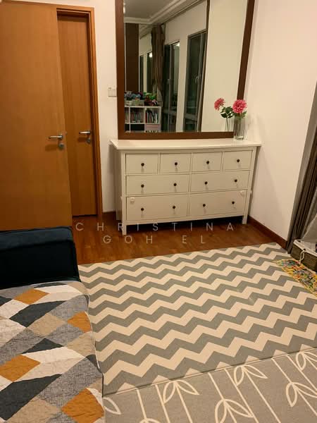 Thomson Euro-Asia, 150 Thomson Road, 3 Bedrooms, 1,130 sqft, Condominium For Rent, by Christina Goh EL, 23672344 - Large Master bedroom which - PropertyGuru.com.sg