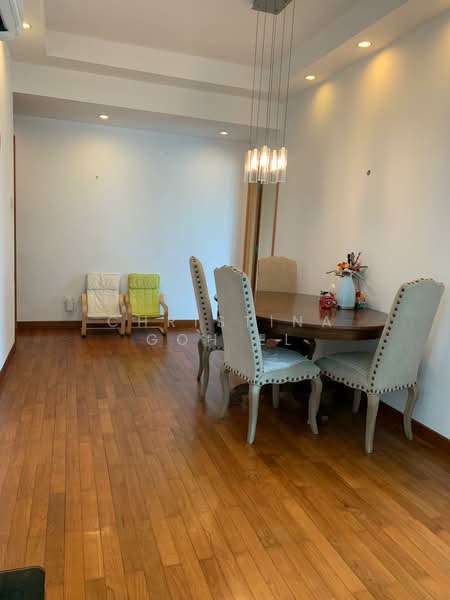 Thomson Euro-Asia, 150 Thomson Road, 3 Bedrooms, 1,130 sqft, Condominium For Rent, by Christina Goh EL, 23672344 - Spacious Dining Area with wood flooring - PropertyGuru.com.sg