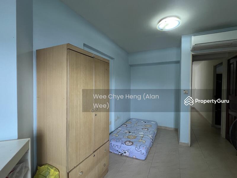 For Rent - 385 Bukit Batok West Avenue 5
